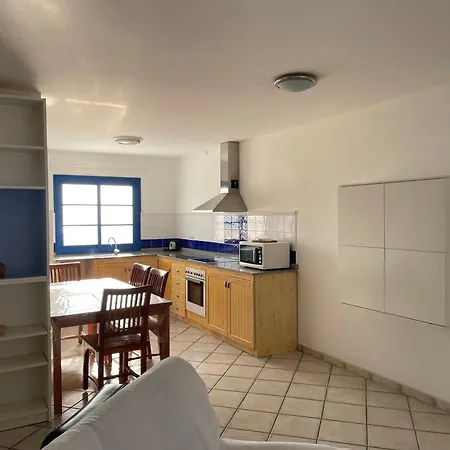 Vista 1 *